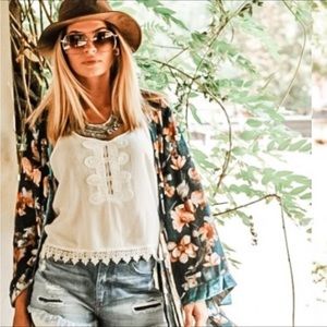 OFF WHITE STRAPPY V-BACK BOHEMIAN CROCHET TOP BLOUSE